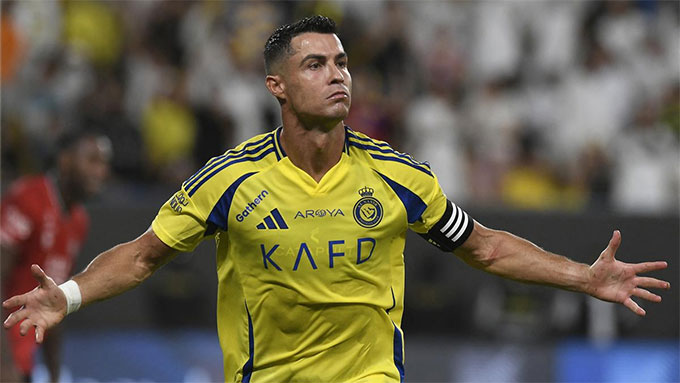 Ronaldo ghi bàn nhưng Al Nassr vẫn mất 2 điểm