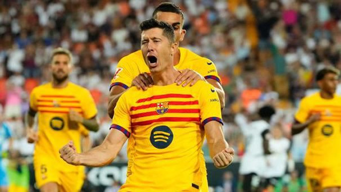 Lewandowski giúp Barca giành 3 điểm đầu tay