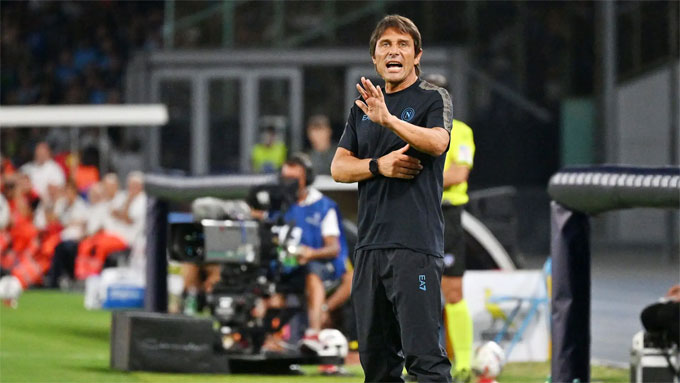 HLV Conte nhận trái đắng ngay trận mở màn Serie A