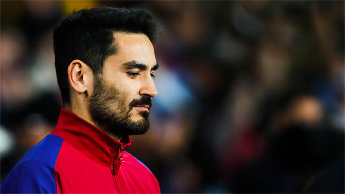 Gundogan chấp nhận rời Barca chứ không muốn ở lại để ngồi dự bị