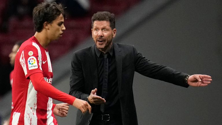 Đến trước mùa giải này, HLV Simeone tỏ ý sẽ không dùng Joao Felix