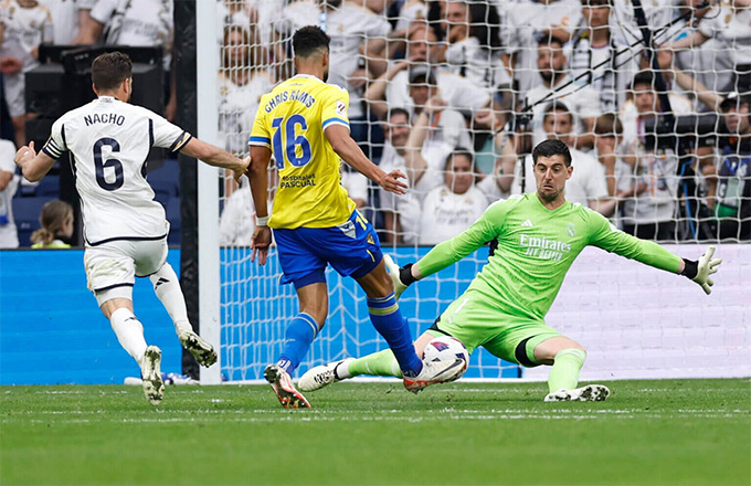 Courtois muốn tập trung thi đấu cho Real Madrid