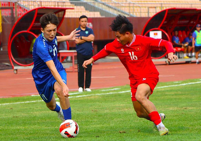 U16 Việt Nam thắng đậm 3-0 U16 Uzbekistan