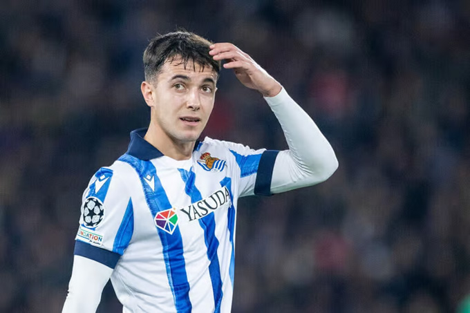 Zubimendi quyết định sẽ ở lại Real Sociedad